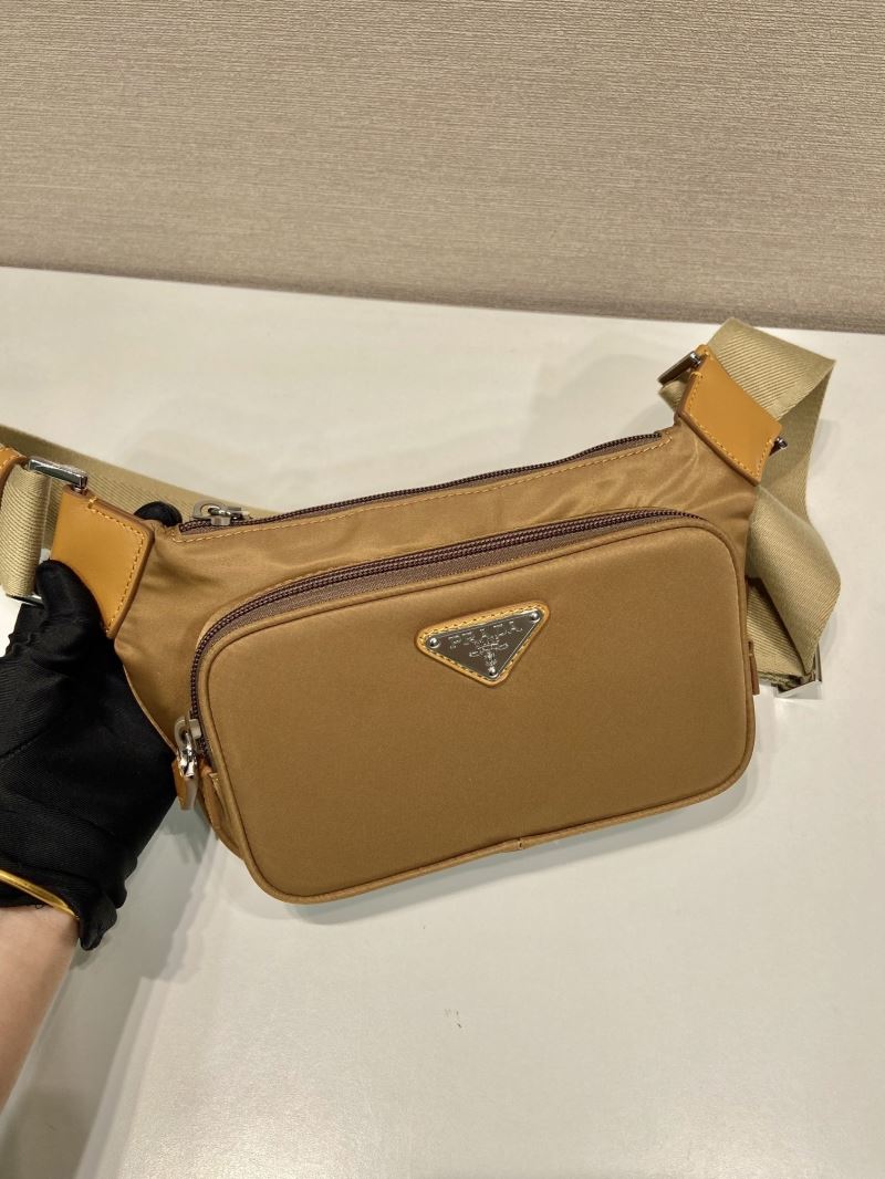 Pra*a waist chest packs